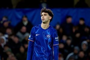 国外球迷谈菲利克斯：可能是蓝军队史最差；别在骆驼联赛也挣扎