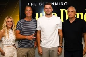 未来可期！湖人官方：球队正式和卢卡-东契奇达成提前续约合同