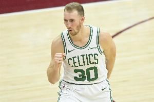 队记谈绿军轮换阵容：豪泽和科塔会是首发 蒂尔曼出场时间将很少