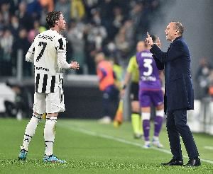 罗体主编：弗拉霍维奇向米兰要求1500万签字费，税后年薪600万欧