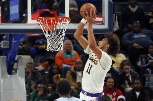 海斯:短传配合策应和持球组织大概是我比赛中最擅长的部分