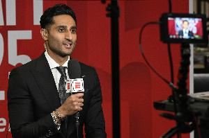 有球员女友诱惑你吗?Shams:我从你能想到的任何途径拿到过信息